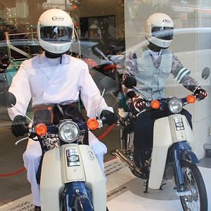 水曜どうでしょう」スーパーカブの展示: CUBれてます